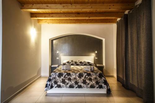 Bed & Breakfast Opera Suite