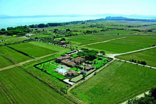 Villa Del Lago, Dreamy Location For Weddings & Events