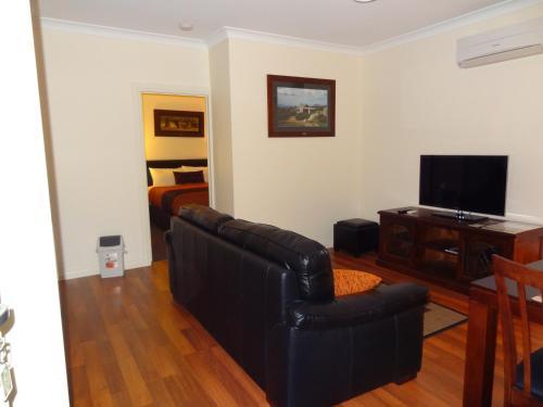Hahndorf Oak Tree Cottages