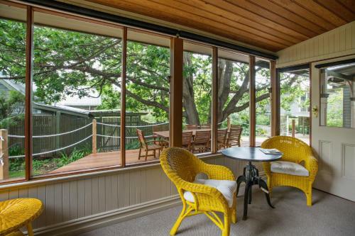 Bed & Breakfast Oak Tree Lodge