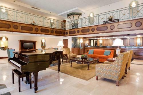 Hotel Drury Inn & Suites St. Louis Convention Center