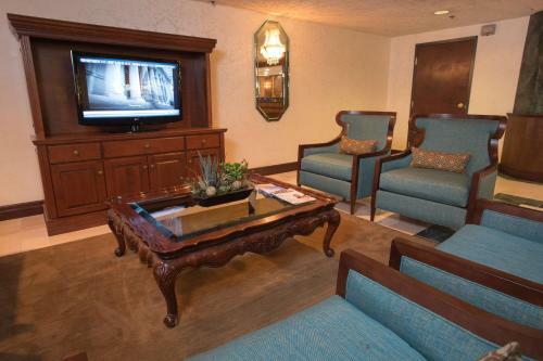 Hotel Drury Inn & Suites St. Louis Convention Center