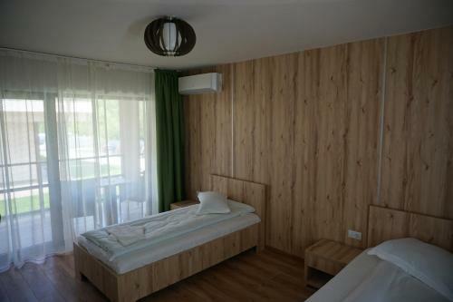 Hostal Pensiunea Patru Anotimpuri