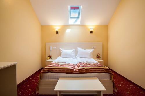 Extravagance Hotel