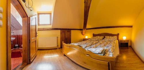 Hostal Pensiunea Zidul Cet??ii