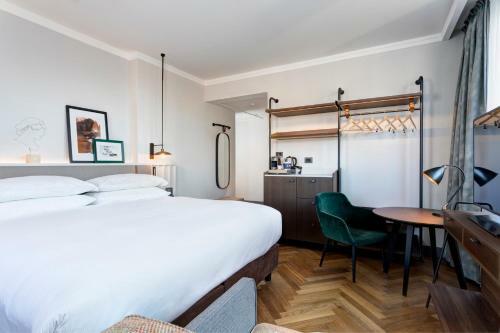 Hotel Doubletree By Hilton Rome Monti
