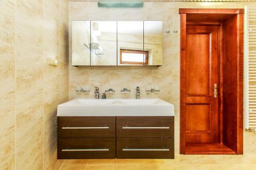 Hotel Atava Family House