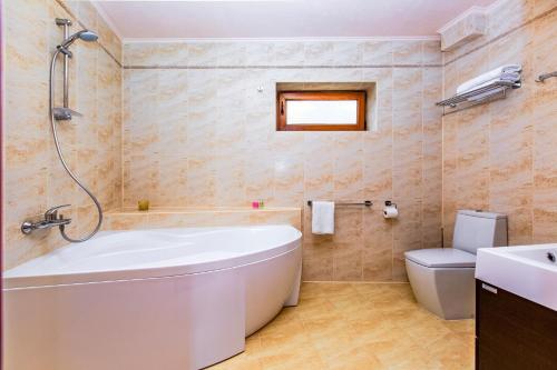 Hotel Atava Family House