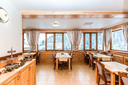 Hotel Atava Family House