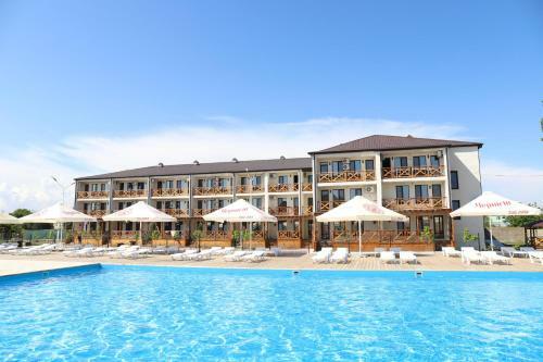 Hotel Marshal