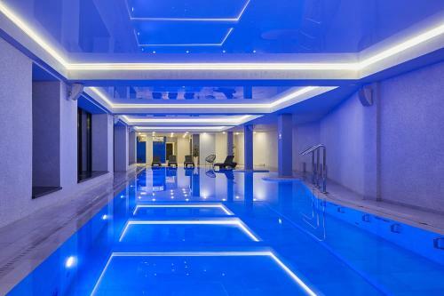 Tavel Hotel & Spa