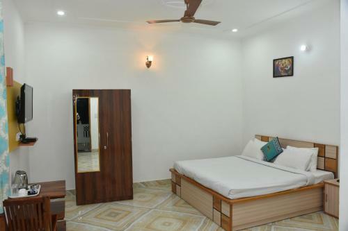 Hotel Rama's Resort