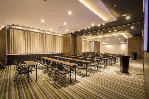 Atour S Hotel Binhe Branch