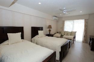 Hotel Wisteria Condominium Resort