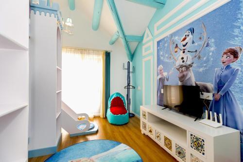 Hostal ????????