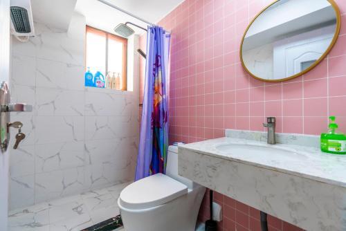 Hostal ????????