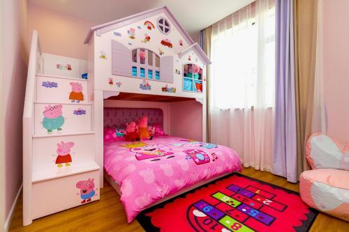 Hostal ????????
