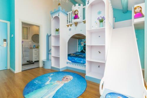Hostal ???????? -??????????
