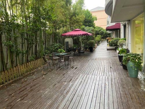 Apart 1 Service Apartment