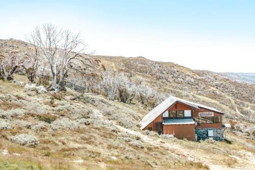 Lodge Bernti's Mountain Inn