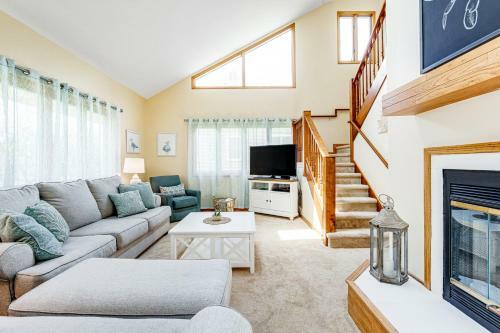 Ocean Way Estates --- 32721 E Riga Dr