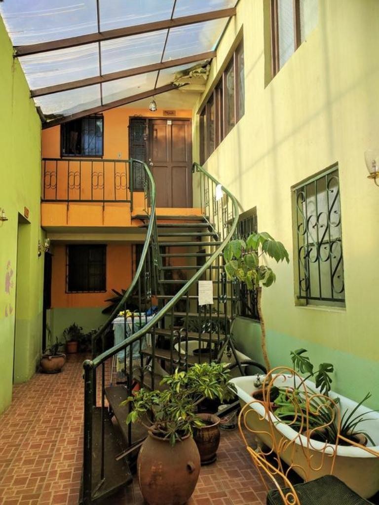 Albergue Bash And Crash Hotel