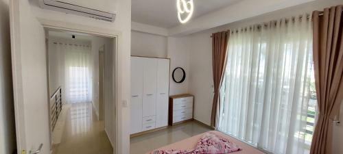 Villa Reina_lura3_gjiri Lalzit