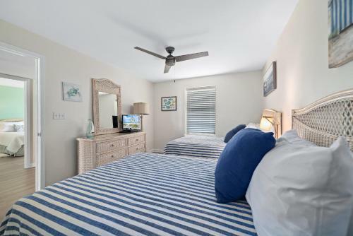Apartamento Phoenix VI 6511 - Beachfront Updated Condo!