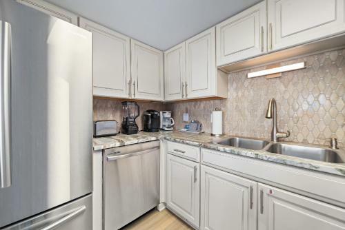 Apartamento Phoenix VI 6511 - Beachfront Updated Condo!