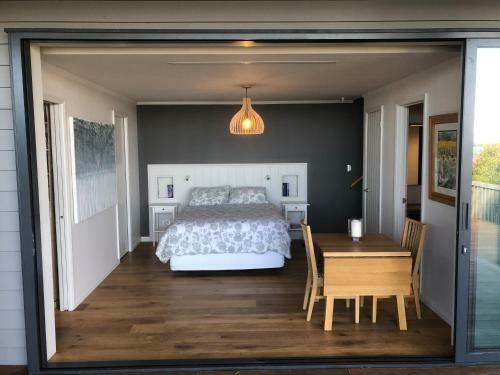 Bed & Breakfast Studio & Cabin On Whitby