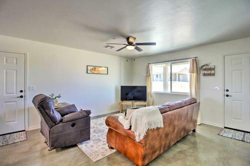 Stunning Benson Retreat Near Hiking Trails!