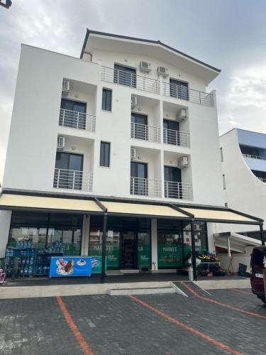 Hostal Market Sula