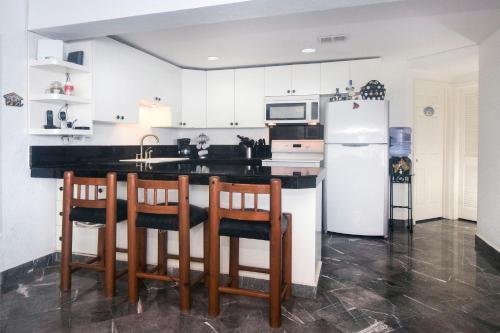 Apartamento Beautiful And Private 3 Bedroom Oceanfront Condo Pds3s