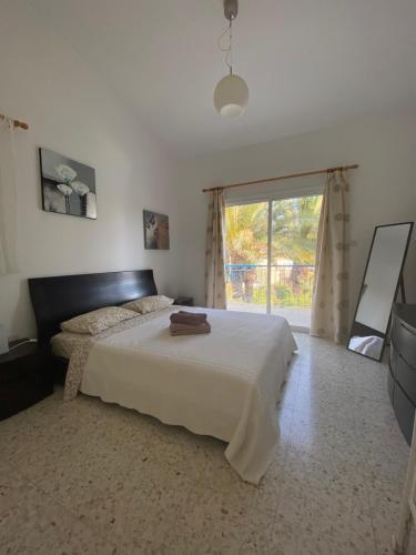 Apartamento Leptos Paradise Gardens 1