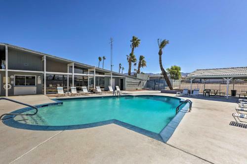 Lakefront Home Walk To Beach And Boat Launch!