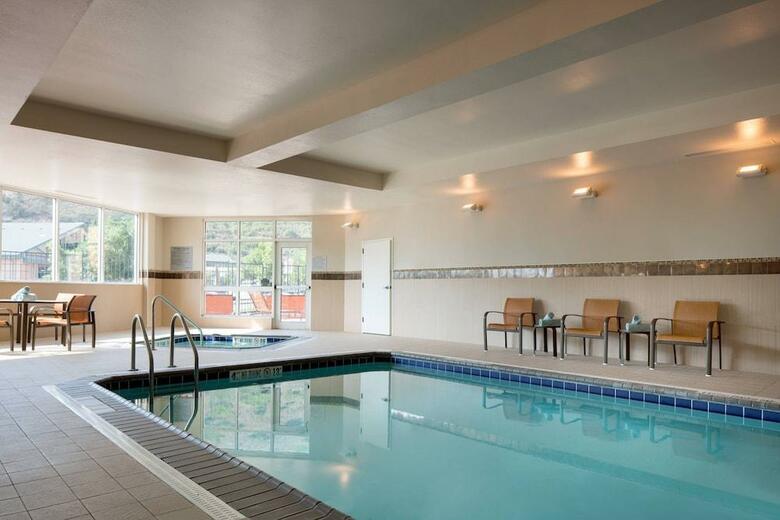 Hotel Courtyard By Marriott Glenwood Springs