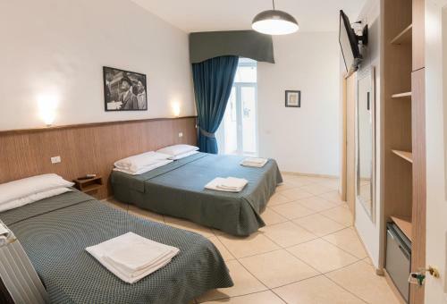 Hostal Vomero House