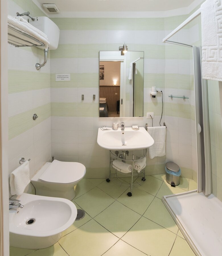 Hostal Vomero House