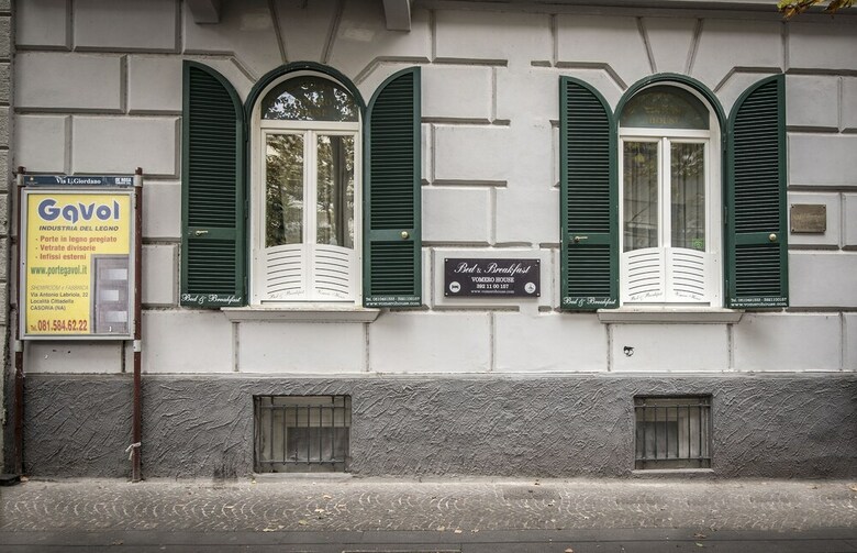 Hostal Vomero House