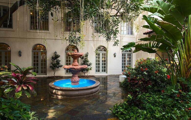 Casa De Palmas Renaissance Mcallen Hotel