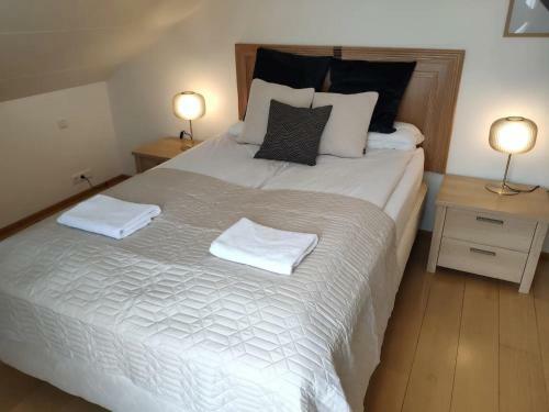 G10 Apartments