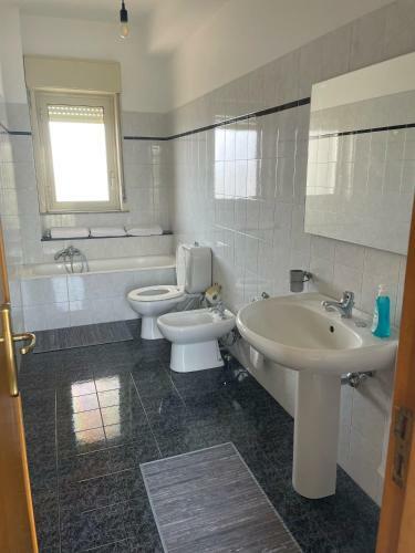 Apartamento Al Centro Di Aci
