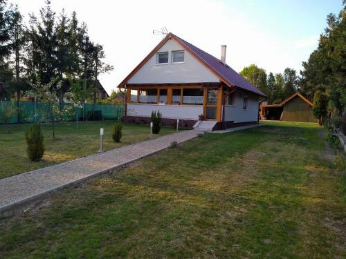 Hostal B�kki Vend�gh�z 1
