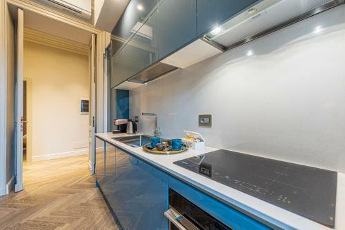 Plaza View Luxury Apartment, Alba