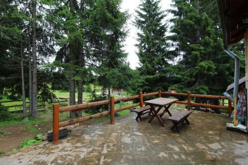 Hostal Rooms And Apartment Palas