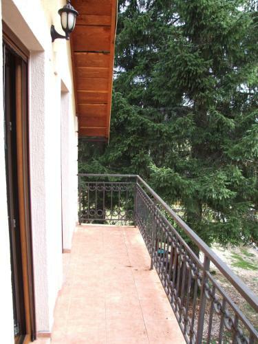 Hostal Rooms And Apartment Palas
