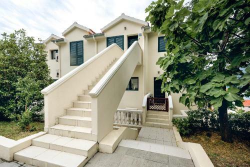 Apartaments Dobrota With Magical View & Swimming Pool