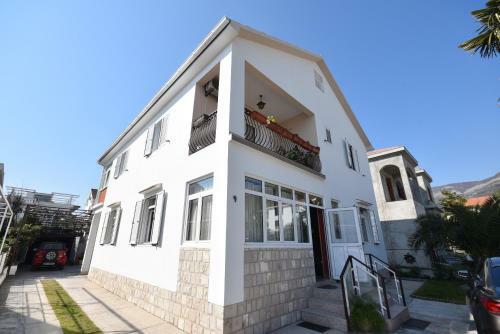 Apartmani Malovic