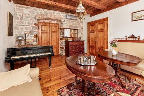 Heritage Apartment By Kotor Nest