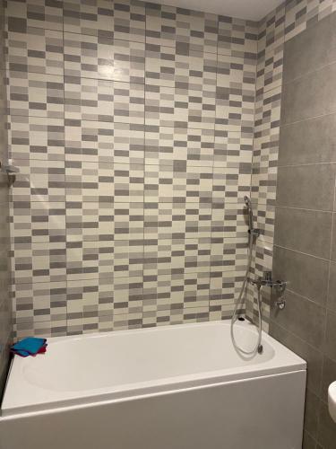 Apartman Sarak